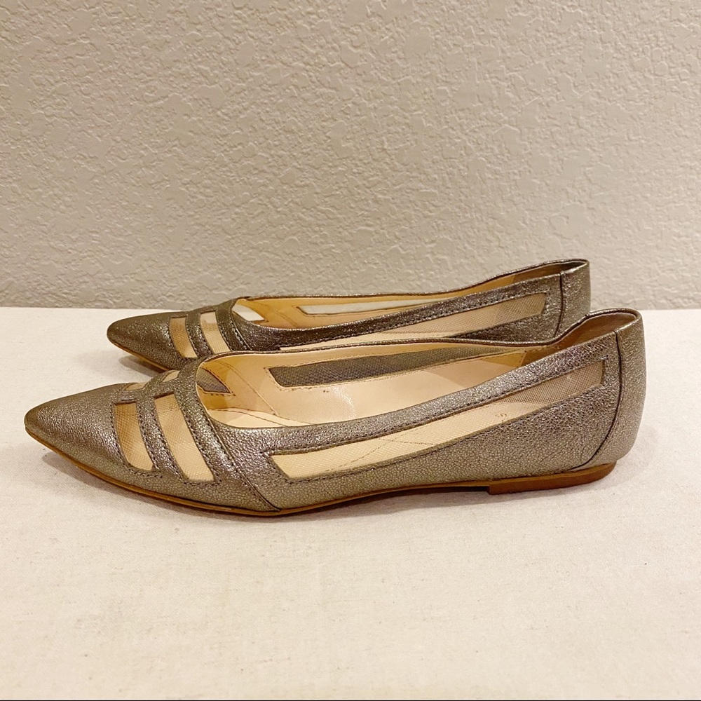 ISOLA Cerise Classic Stylish Metallic Leather Filgree Point Toe Flat Size 7